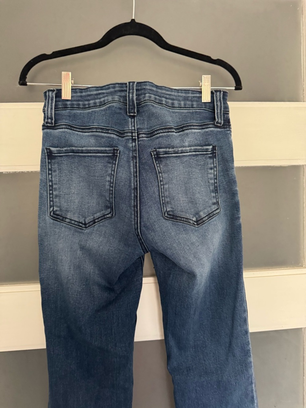 Kut from the Kloth Natalie Bootcut High Rise - Picture 6 of 7
